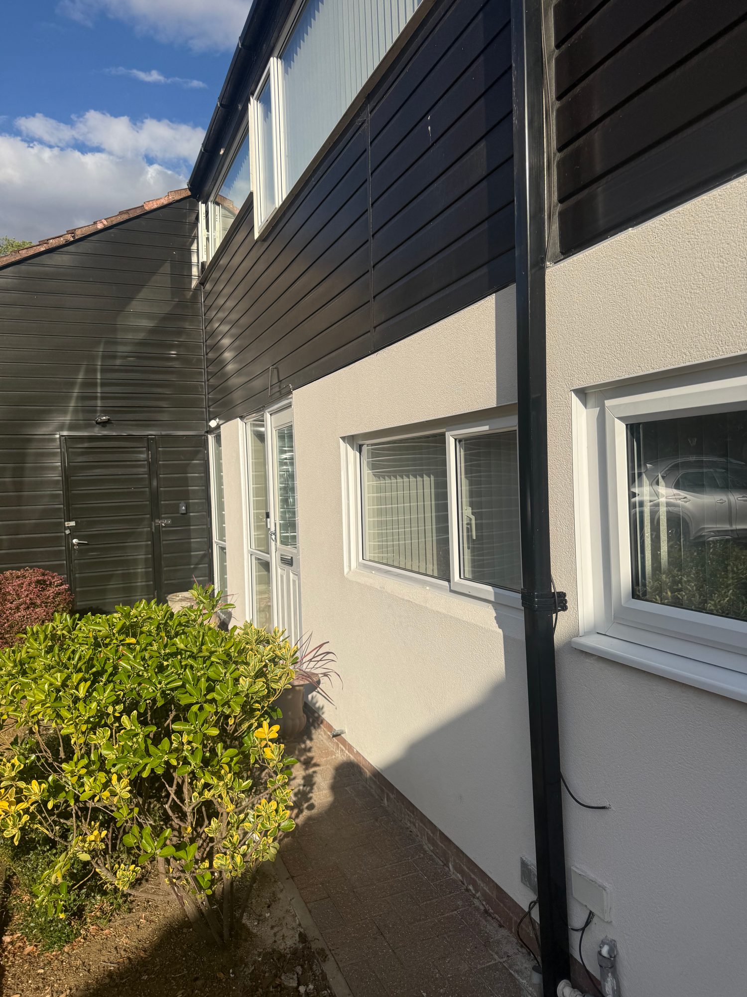 Completed, Ground Floor Exterior Makeover: Clean White Render Finish, Milton Keynes village (4)